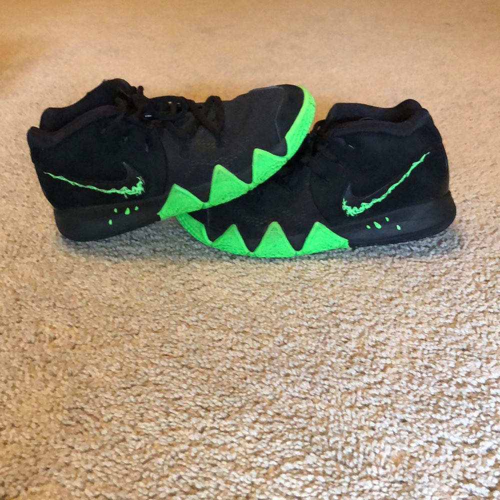 Nike Halloween drip shoes